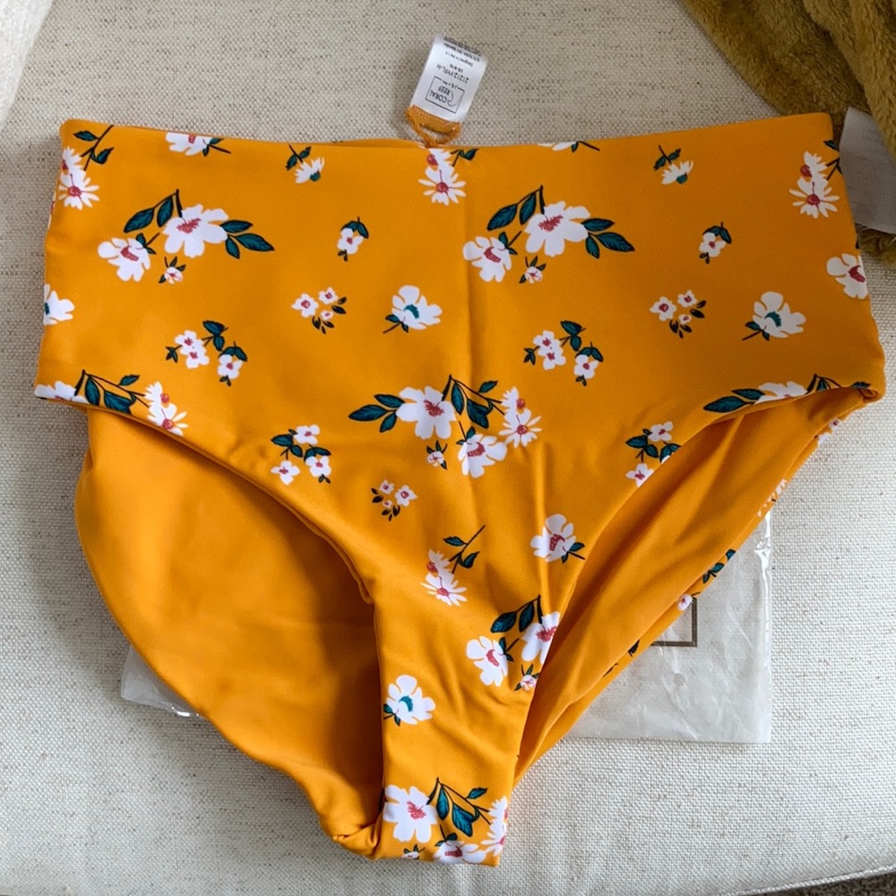 NWT Coral Reed Reversible Swim Bottoms